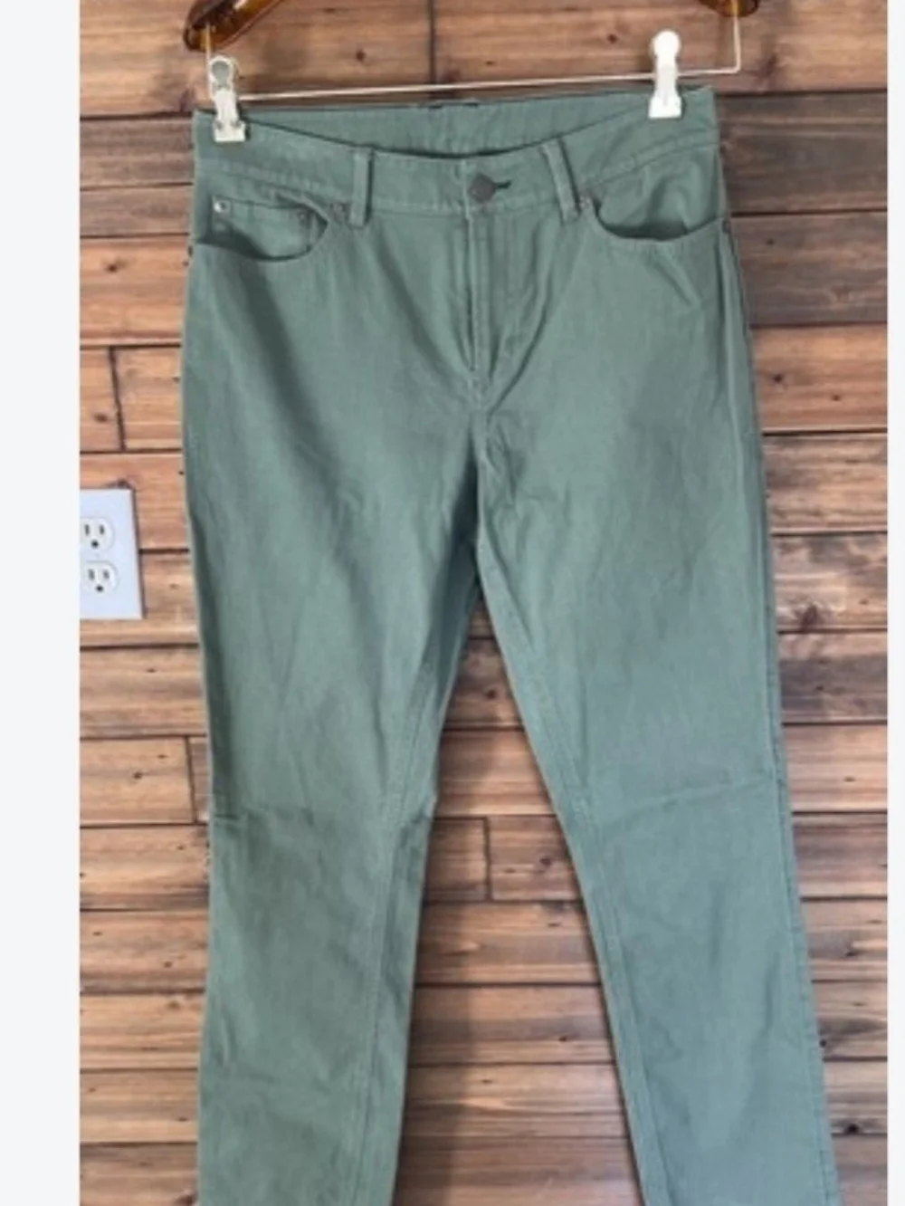 L.L Bean Beanflex straight leg favorite fit olive green jeans size 8 - Picture 1 of 6